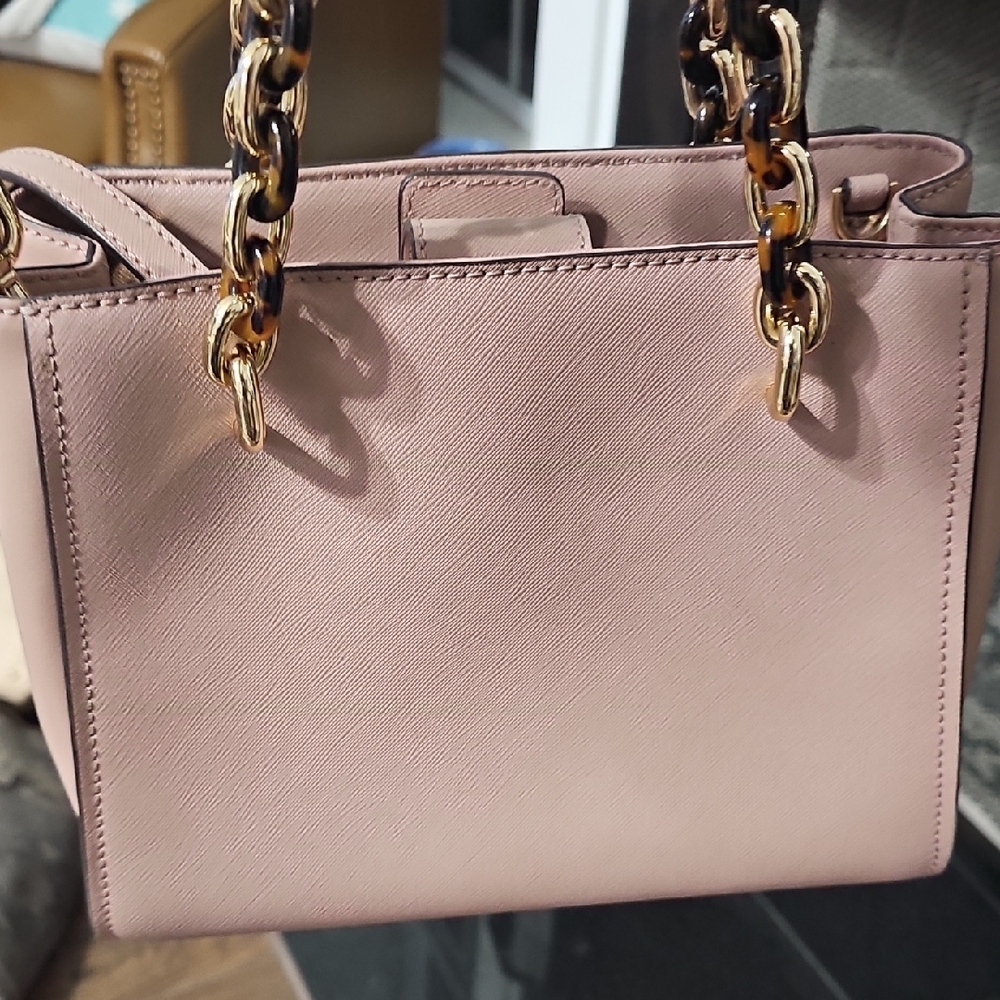 Michael Kors Pink Sofia Shoulder Bag with Chain Details - Picture 3 of 8